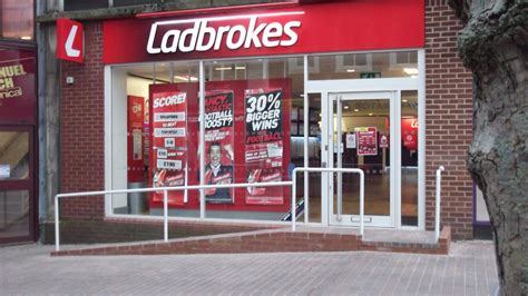 Ladbrokes Grand National Free Bet and betting odds.